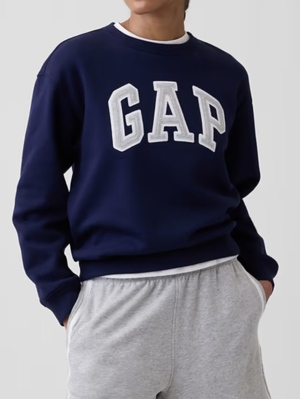 Gap Navy Logo Sweatshirt. Size Medium